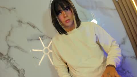 Snapshot of tiff_valentine chatting on 02-16-25, 02:09 Tiffany online show from 02-16-25, 02:09