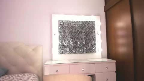 Snapshot of tiffanny_quinn chatting on 02-20-25, 04:28 Tiff online show from 02-20-25, 04:28