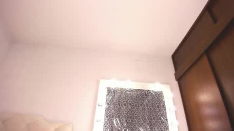 Snapshot of tiffanny_quinn chatting on 03-12-25, 06:07 Tiff online show from 03-12-25, 06:07