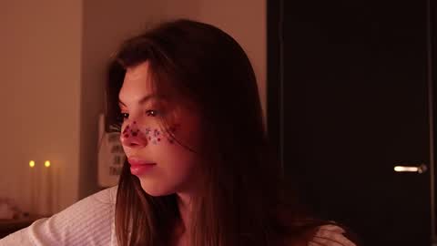 Im here on Fridays Saturdays Sundays  online show from 11-23-25, 12:21