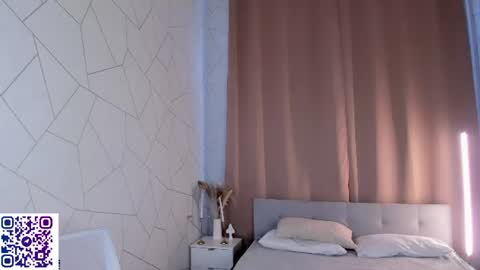 Snapshot of tiffany__grace chatting on 07-22-26, 01:08 Tiffany online show from 07-22-26, 01:08