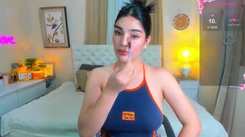 Tiffany online show from 10-24-25, 10:44