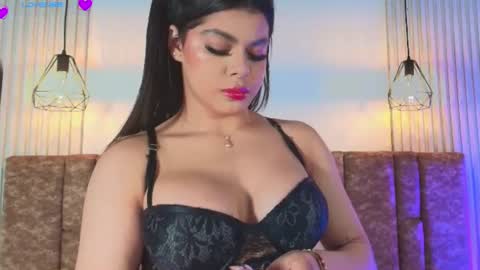 tiffany_johnson111 online show from 06-12-26, 07:24