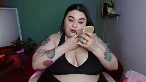 dont forget ask for custom vids  online show from 12-29-24, 06:56