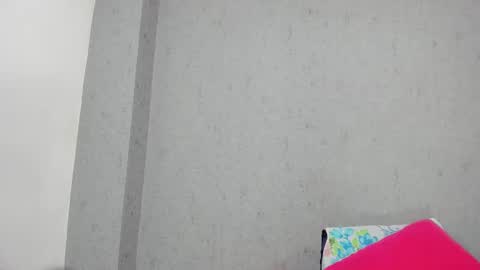 tiffany_mendez online show from 12-01-25, 12:10