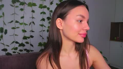 Tiffany online show from 04-03-26, 12:47