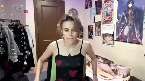 Snapshot of tiffanydziewanowski chatting on 05-06-26, 02:22 Tiffany online show from 05-06-26, 02:22