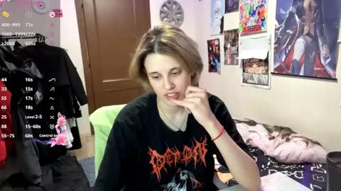 Snapshot of tiffanydziewanowski chatting on 05-13-26, 12:46 Tiffany online show from 05-13-26, 12:46