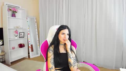 Tiffani online show from 03-24-26, 02:33