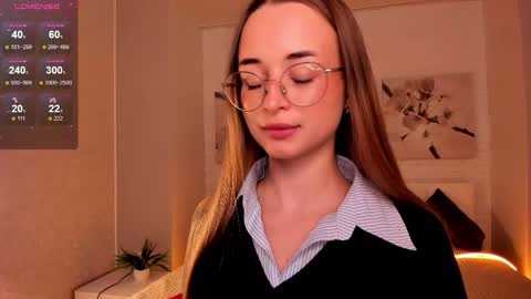 Tiffany online show from 11-10-25, 01:10