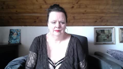 TiffanyMature online show from 04-24-26, 09:12