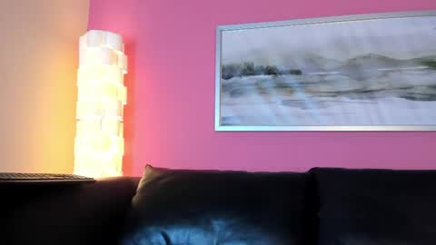 Stefany Suarez online show from 04-11-26, 09:52