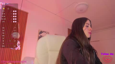 Snapshot of tiffanywright_ chatting on 02-13-25, 05:54 Tiffany online show from 02-13-25, 05:54