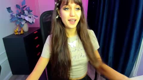 tiffanyyoun online show from 11-28-25, 12:41