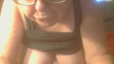 Snapshot of tight_kitty55 chatting on 06-29-26, 02:50 tight Kitty55 online show from 06-29-26, 02:50