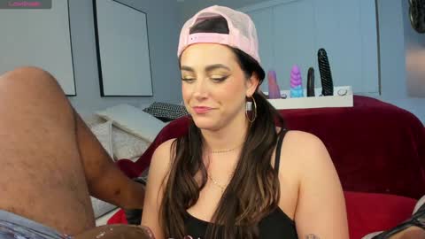 tightholestinytits online show from 02-03-26, 10:37