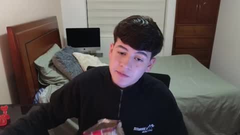 Camilo online show from 10-24-25, 02:41