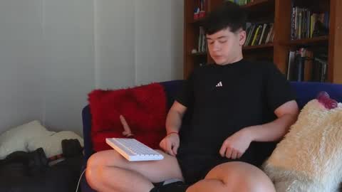 Camilo online show from 04-15-26, 05:31