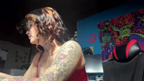 Snapshot of tightpussy6769 chatting on 12-02-25, 02:01 tightpussy6769 online show from 12-02-25, 02:01