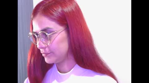 Snapshot of tiiny_emiily chatting on 04-26-26, 12:52 TIINY Special show when it reaches 10000 flowers online show from 04-26-26, 12:52