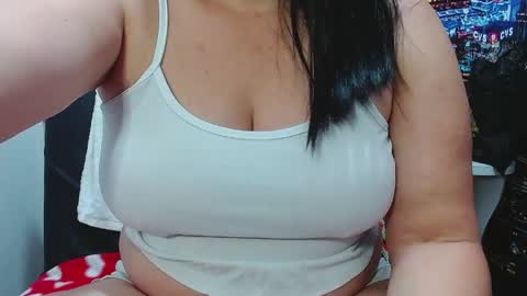 Tila online show from 03-31-26, 01:29