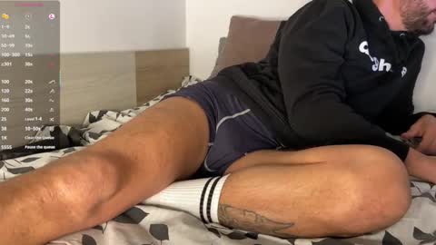 Snapshot of tim_beard chatting on 11-28-25, 08:22 Tim Beard online show from 11-28-25, 08:22