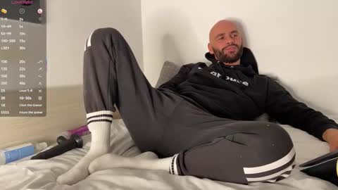 Snapshot of tim_beard chatting on 12-04-25, 08:50 Tim Beard online show from 12-04-25, 08:50