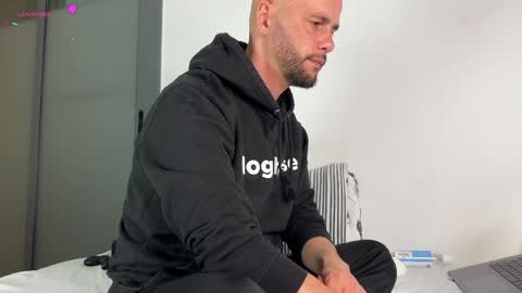 Tim Beard online show from 04-04-26, 08:28