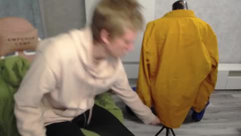 Timmy online show from 02-07-25, 04:24