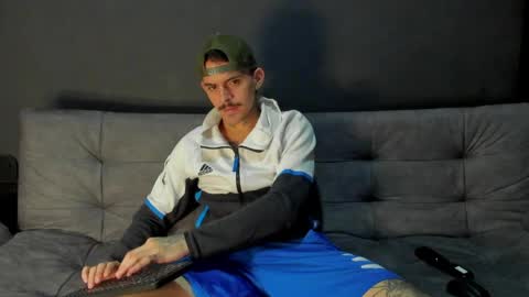 wanna play bareback uncut colombian couple new twink bbk online show from 04-01-26, 09:10