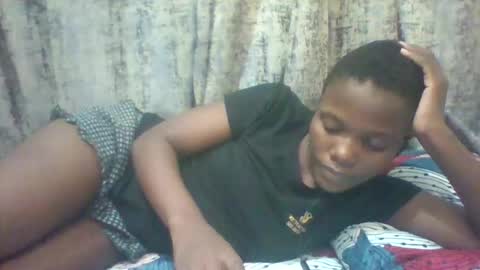 christine online show from 10-19-25, 08:04