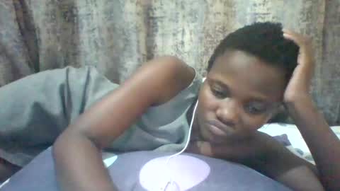 Snapshot of tina2030_1 chatting on 07-11-26, 12:19 tee online show from 07-11-26, 12:19