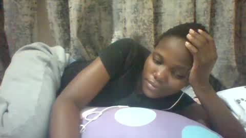 Snapshot of tina2030_1 chatting on 07-17-26, 06:42 tee online show from 07-17-26, 06:42