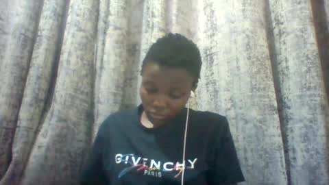 Snapshot of tina2030_1 chatting on 07-23-26, 06:33 tee online show from 07-23-26, 06:33