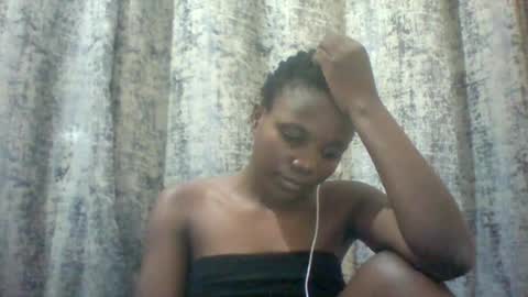 Snapshot of tina2030_1 chatting on 08-06-26, 08:11 tee online show from 08-06-26, 08:11