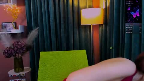 tina_golden1 online show from 04-25-26, 01:41