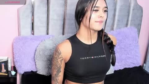 Snapshot of tina_noa chatting on 01-24-25, 06:24 Tina noa online show from 01-24-25, 06:24