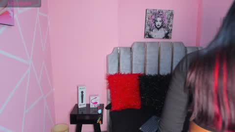 Snapshot of tina_noa chatting on 02-12-25, 03:40 Tina noa online show from 02-12-25, 03:40