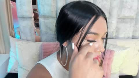 Snapshot of tina_noa chatting on 09-26-25, 12:42 Tina noa online show from 09-26-25, 12:42