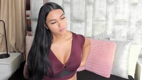 Snapshot of tina_noa chatting on 10-02-25, 11:28 Tina noa online show from 10-02-25, 11:28