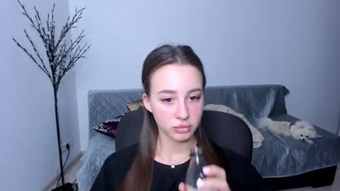 Snapshot of tina_tin85 chatting on 06-22-26, 09:34 tina online show from 06-22-26, 09:34