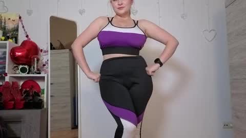 Snapshot of tinaangelll chatting on 05-07-26, 05:29 Tina Angel online show from 05-07-26, 05:29