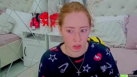 Tina online show from 09-25-25, 04:16