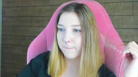 TinaBurton online show from 03-18-26, 04:10