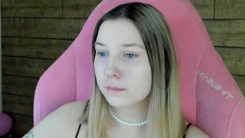 TinaBurton online show from 04-06-26, 04:41