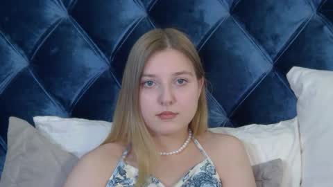 TinaBurton online show from 04-19-26, 06:10