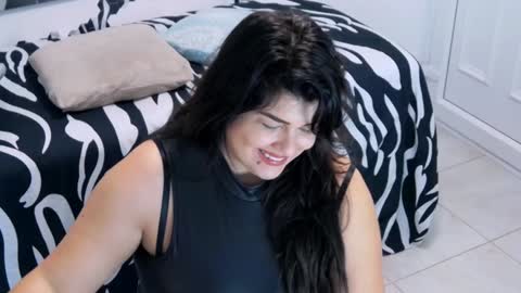 Snapshot of tinakay1 chatting on 01-30-25, 08:22 tinakay1 online show from 01-30-25, 08:22