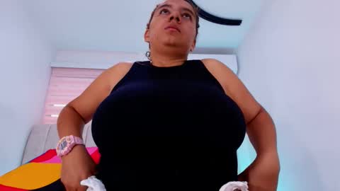 Snapshot of tinkerbell_1 chatting on 01-10-26, 07:15 tinkerbell online show from 01-10-26, 07:15