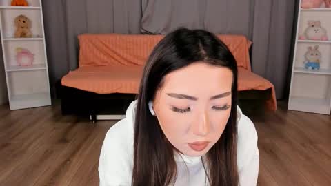 Tina online show from 11-17-25, 11:16