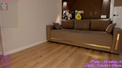 Snapshot of tinki_winkii chatting on 05-17-26, 03:04 Tina online show from 05-17-26, 03:04